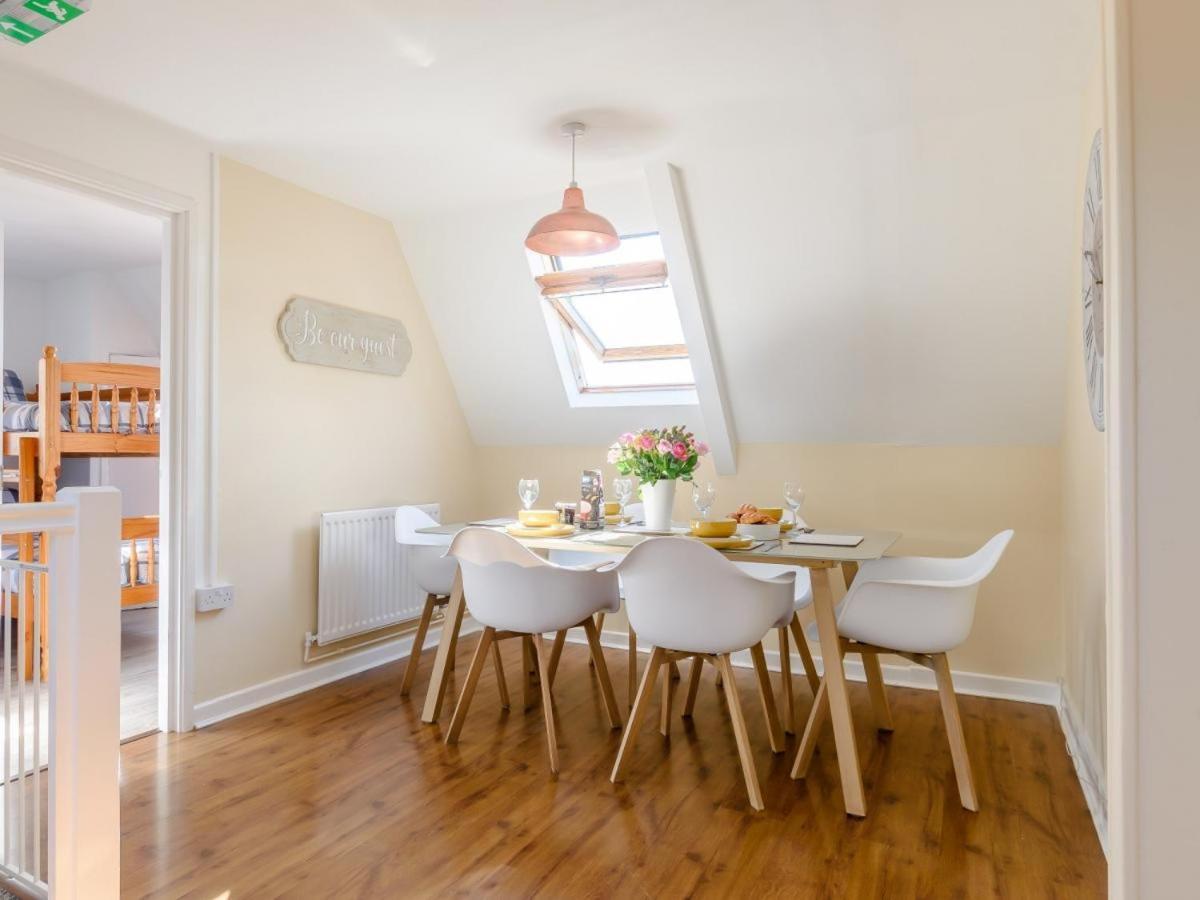 Waters Edge Apartment Ystradgynlais Extérieur photo