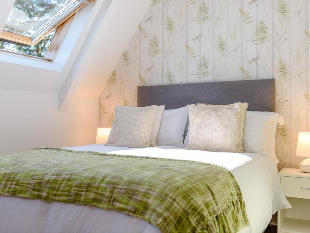 Waters Edge Apartment Ystradgynlais Extérieur photo